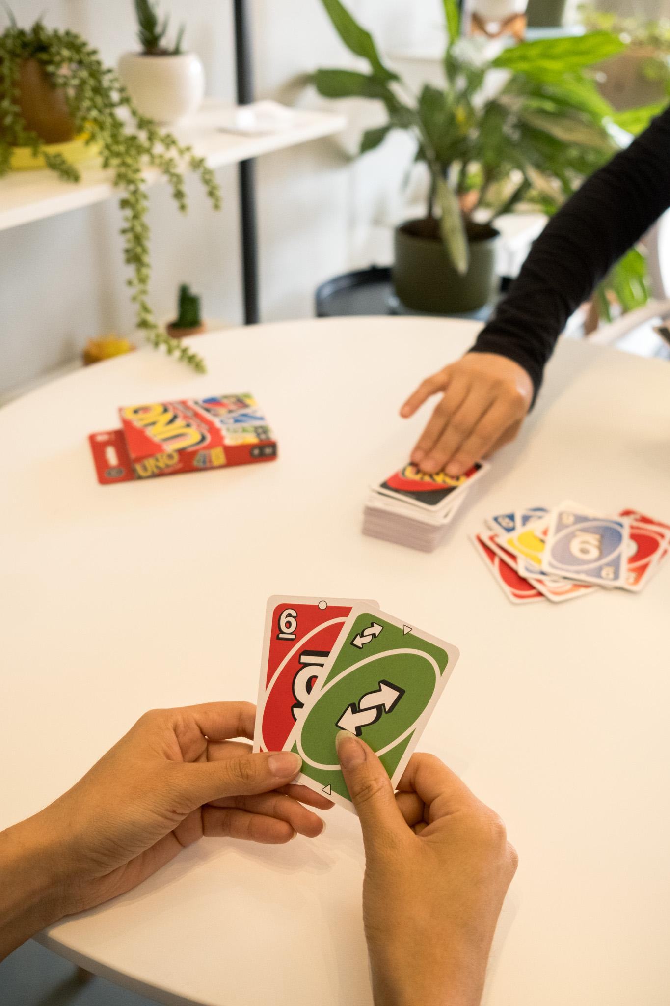 A round of UNO at an Alere table