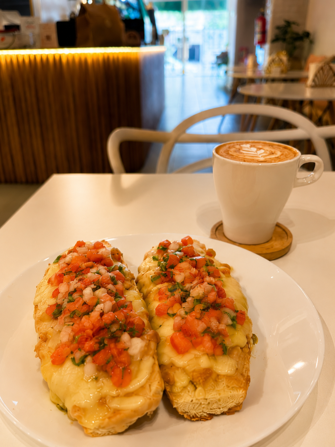 Molletes Salados